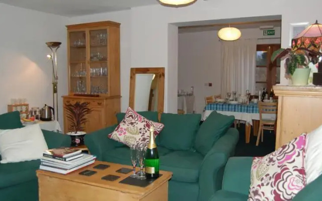New Hall Guesthouse