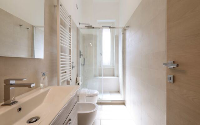 Suitelowcost Sforza