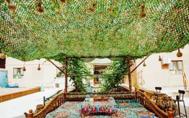 Turpan Xunmi Inn