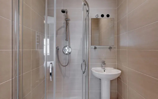 Strathmore House Apartments