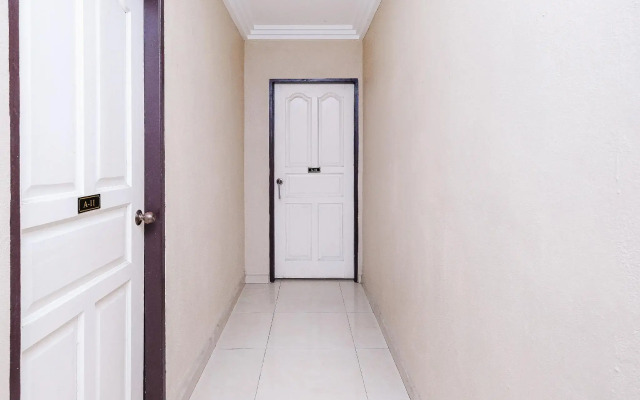 OYO 717 MR J Hotel Wakaf Che Yeh 2