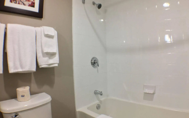 Super 8 by Wyndham Kapuskasing