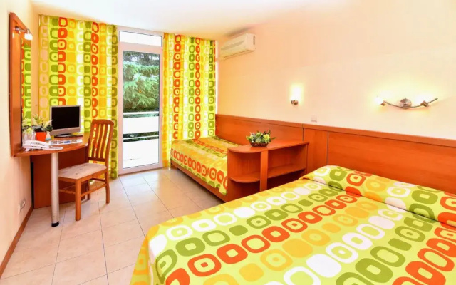 Hotel Compass