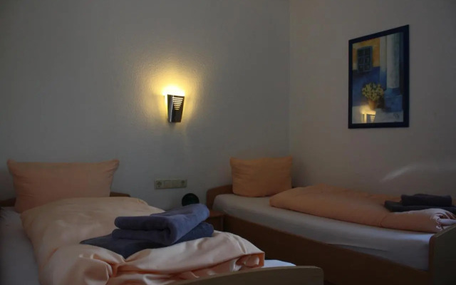 Reetdachhaus Eibe 2, Kaminofen, Sauna, 8 Personen, W-Lan