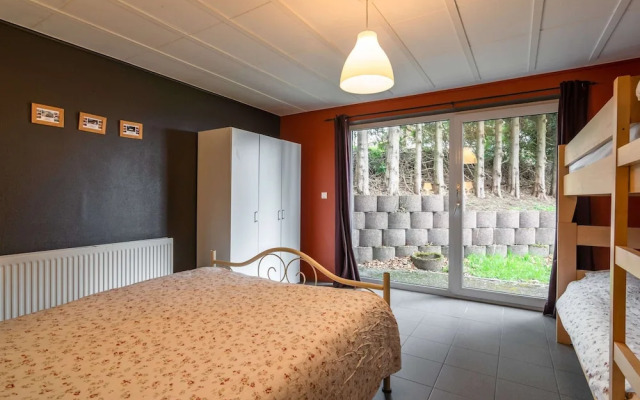 Luxury Holiday Home With Sauna Near Forest in Ovifat