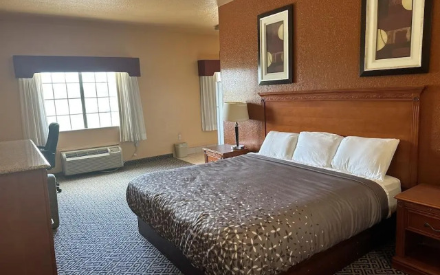 Best Western Hugo Inn And Suites