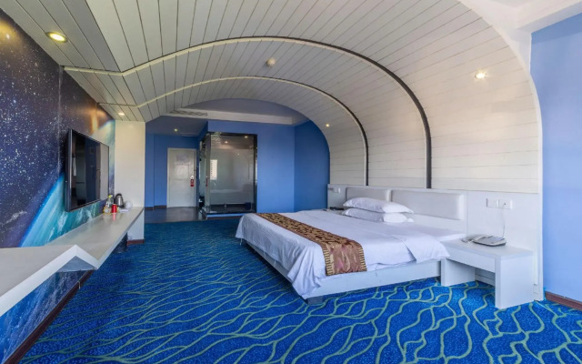 Lanli Lily Hotel (Xindacheng Times Square North Lake Park Store)