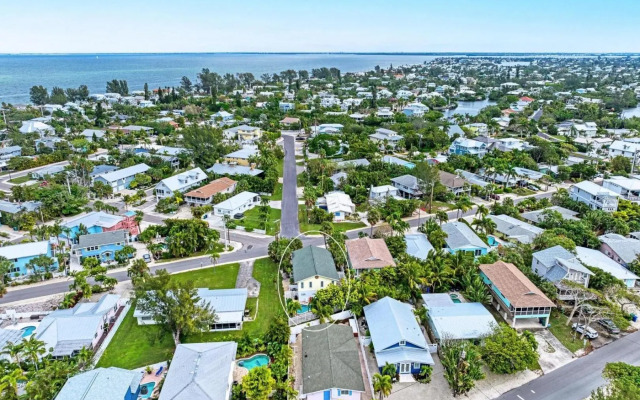 Dreamscape - 773 Jacaranda