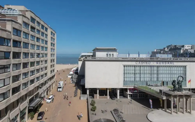 Beautiful Apartment in a top Location Near Beach