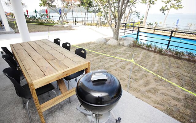 Yeosu Pierre Mont Pension