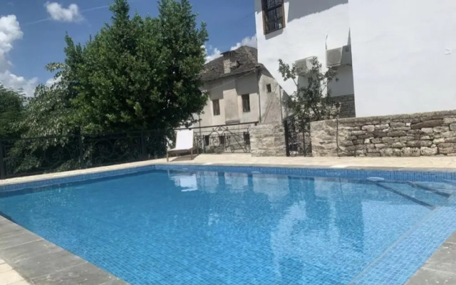 Hotel Gjirokastra