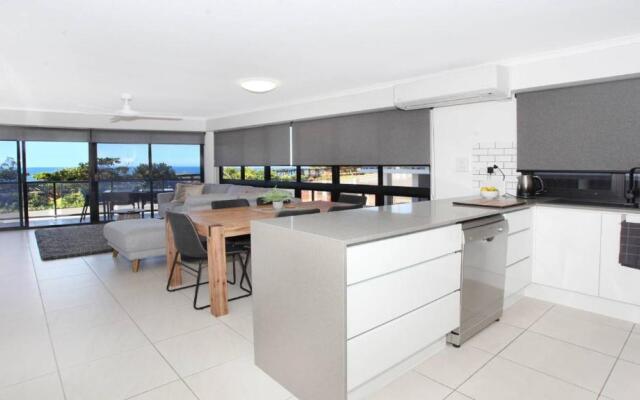 Unit 1 'Phoenix Apartments', Coolum Beach