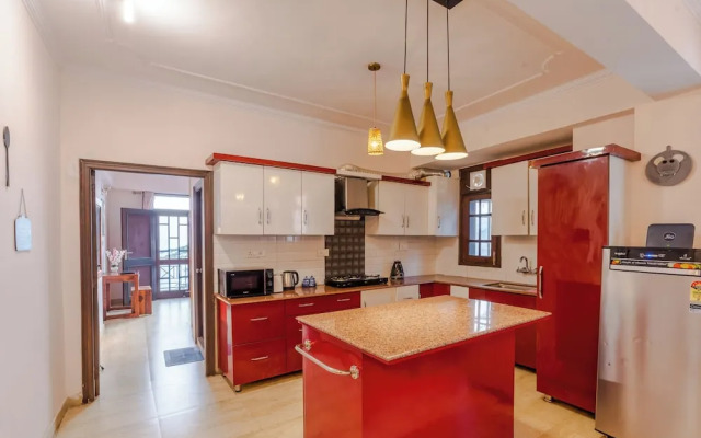 The Sunset Abode Shimla 4BR Valley Views
