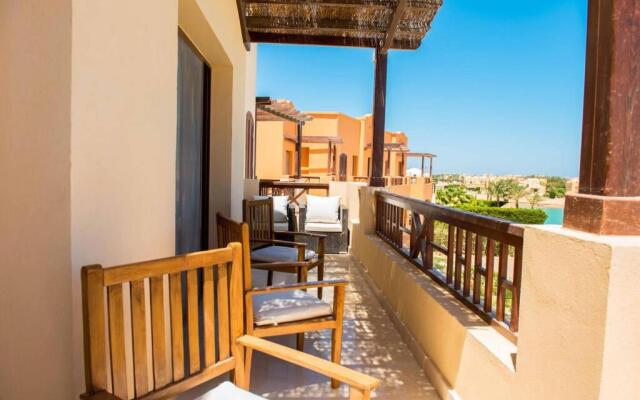 El Gouna Luxurious 2BR + Pool, Lagoon view in Sabina