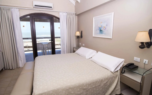 Carilo Soleil Apart Hotel
