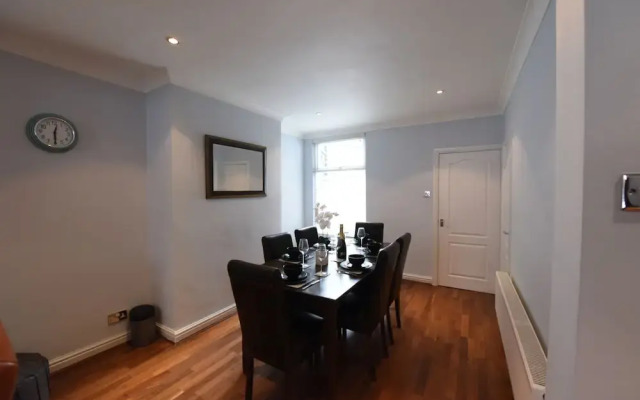 Honeysuckle House