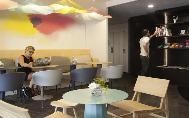 B&B HOTEL Vélizy Est