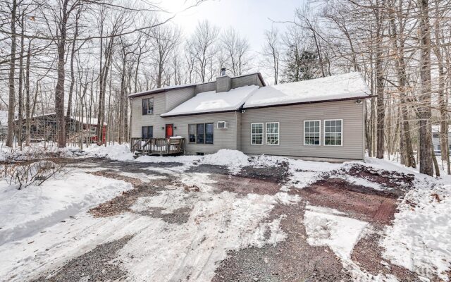 Arrowhead Lake Retreat w/ Indoor Pool & Hot Tub!