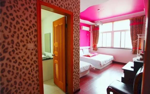 Wuzhen Yishuige Inn