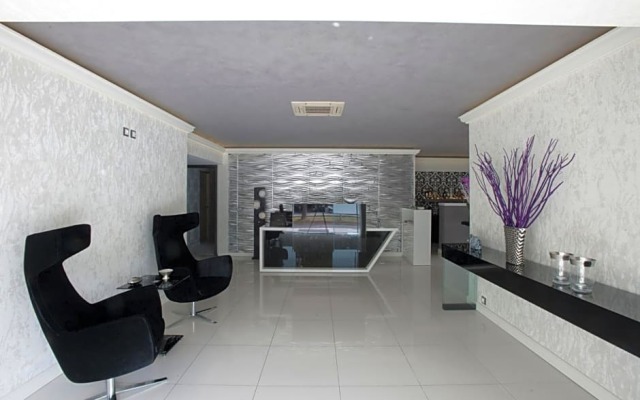 Crystal Blue Hotel + Suites