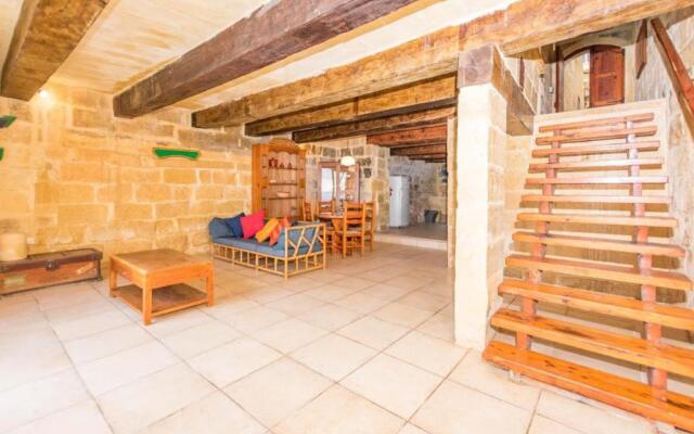 Farmhouse Cala2