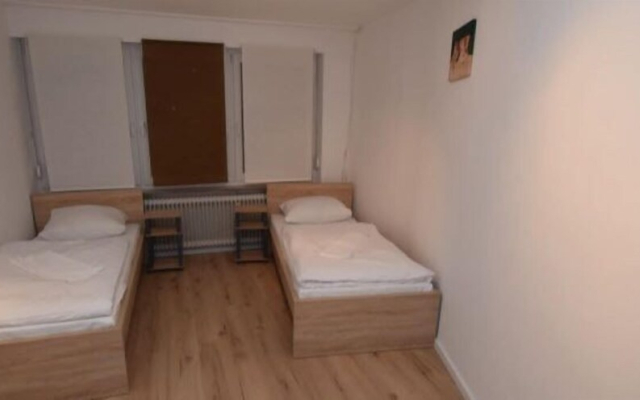 Ab Apartment 133