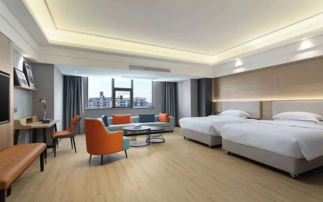 La Quinta By Wyndham Qionghai Yinhai