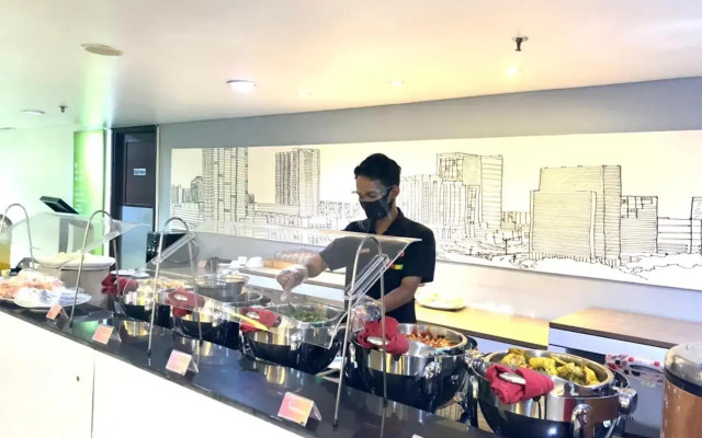 Amaris Hotel Thamrin City - Jakarta