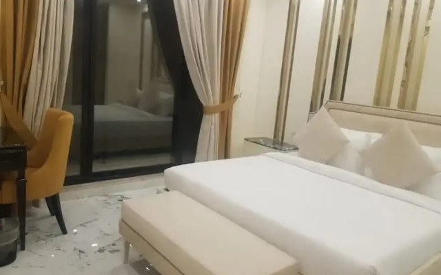 Oasis Suite Hotel