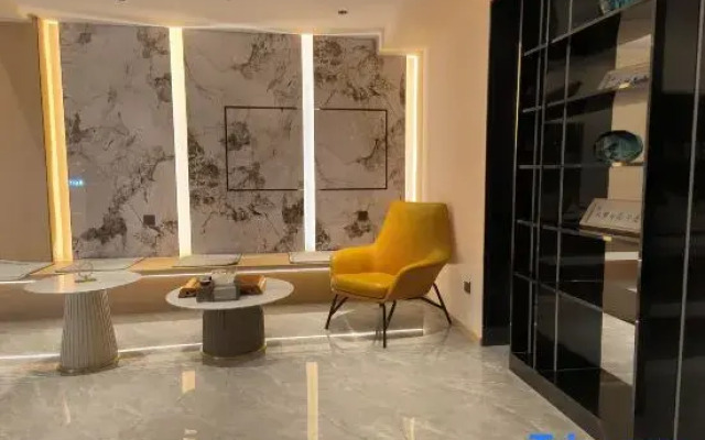 Ruiyi Light Residence Hotel