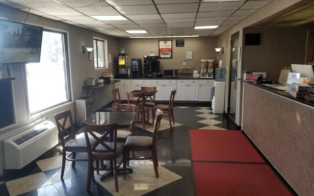 Econo Lodge Scranton near Montage Mountain