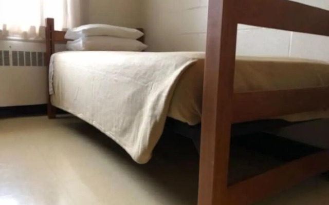 FX Hall Residences - Hostel