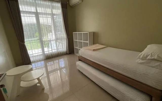 Cozzy Alam Sejuk Villa – Guest Rooms – Sukaraja