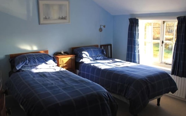 The Follies Cottage B&B