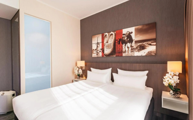 Plaza Premium Grand Winston Hotel