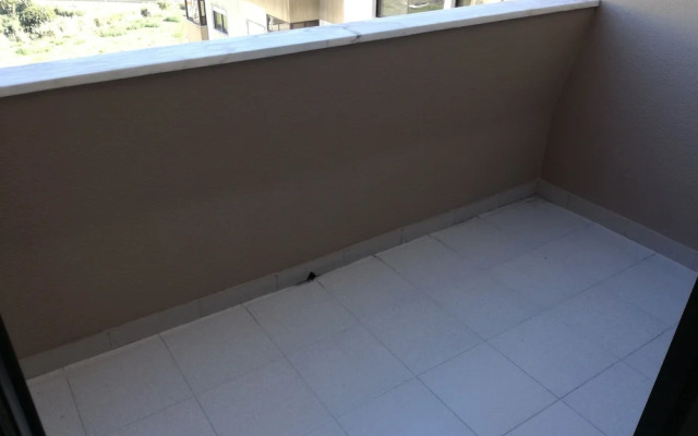 Elegant Apartment - 3 bedrooms & Garage