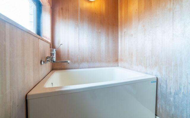 Business Hotel Nishiura Yokkaichi