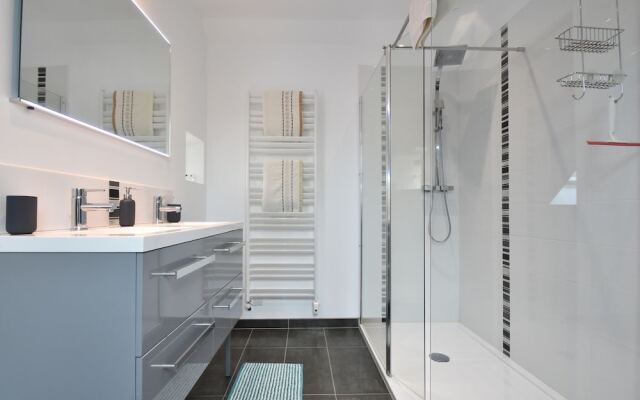 Luxury Home In Magny En Bessin With Garden Beach At 4Km