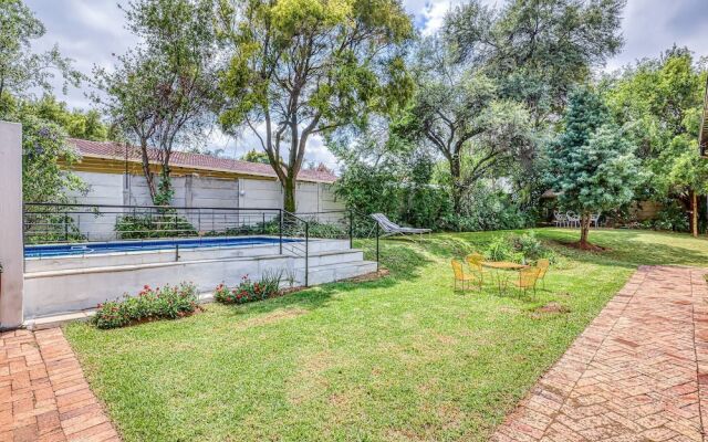 Modern Spanish House-3br-pool-solar-samrand