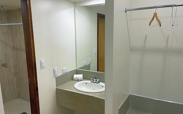 Hotel Plaza OSCARCEL