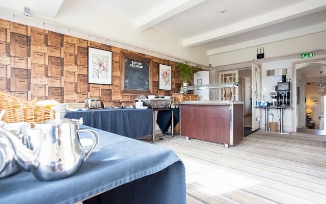 OYO Cliffemount Hotel