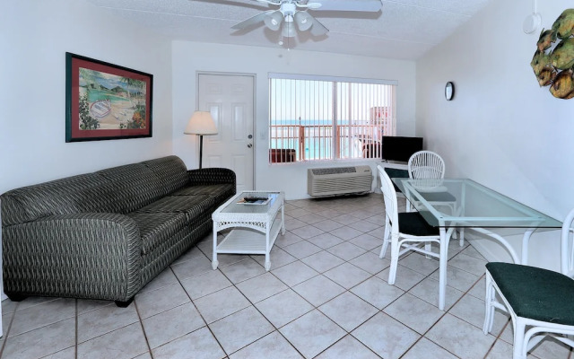 Club Sea Oats Resort