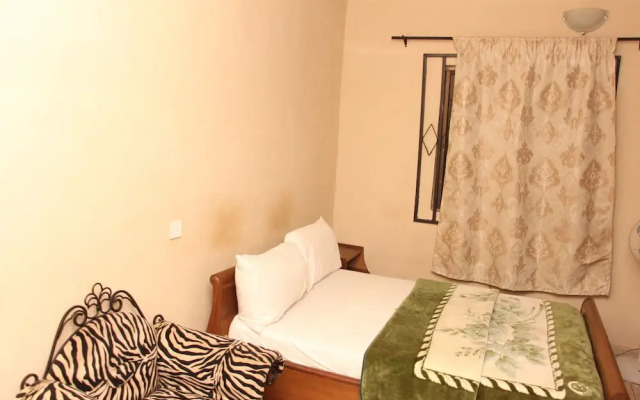 Lily Grand Hotel Lokoja