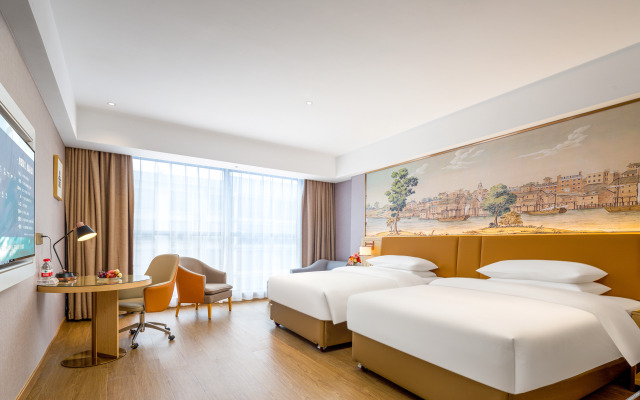 Vienna 3 Best Hotel (Huanjiang Maonan Jinjie Branch)