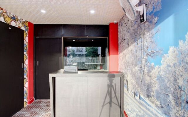 OYO 44366 Webmienz Hotel