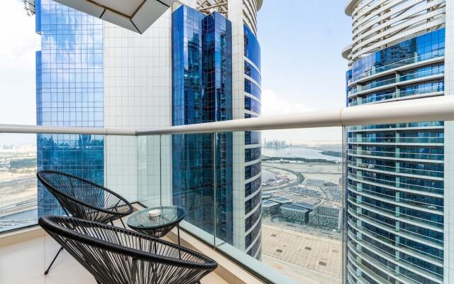 GLOBALSTAY. DAMAC Tower Paramount