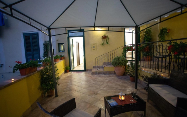 Suite Avenia