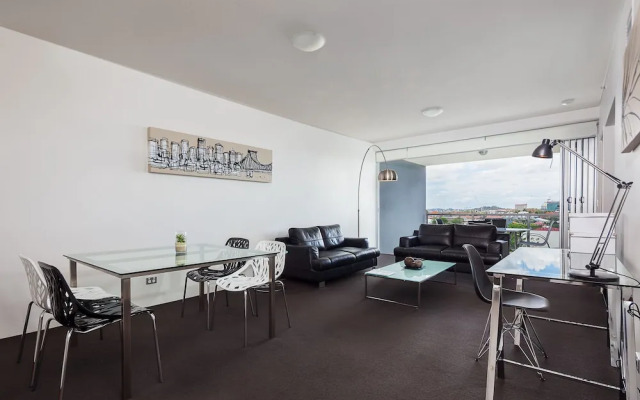 Oxygen Apartments
