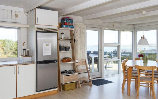 8 Person Holiday Home in Lemvig-by Traum