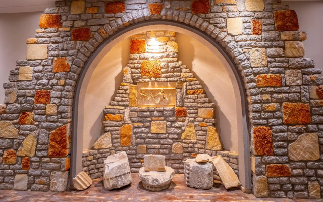 Azka Hotel